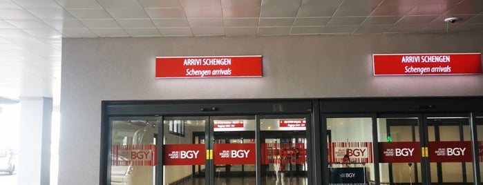 Area Arrivi is one of Havalimanı - Tren İstasyonu.