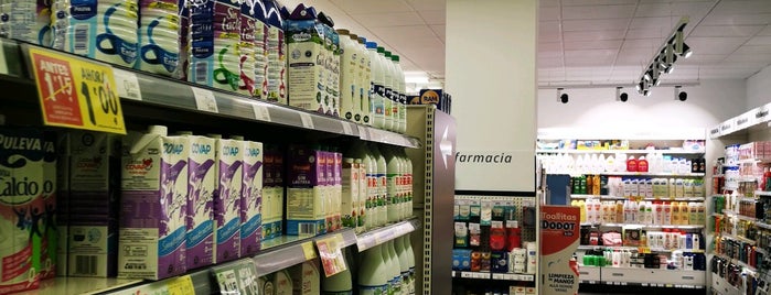 Supermercado MAS is one of Locais salvos de Peter.