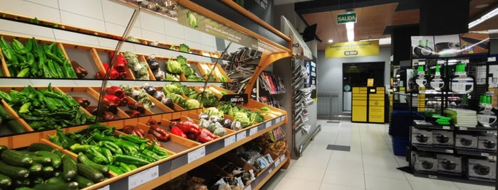 Supermercado BM is one of Locais curtidos por Endika.