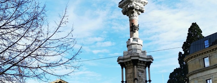 Monumento De Los Fueros is one of Pamplona.