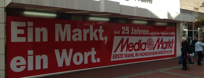 MediaMarkt is one of Lieux qui ont plu à Tobias.