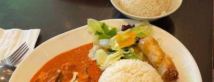 Thai Basil Restaurant is one of Locais curtidos por Cam_in_Bris.