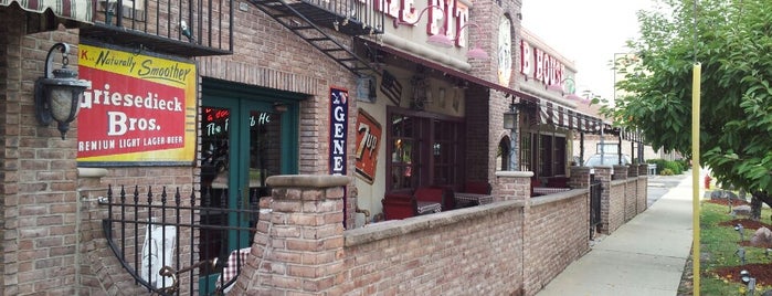 The Pit Rib House is one of Dan's Saved Places.