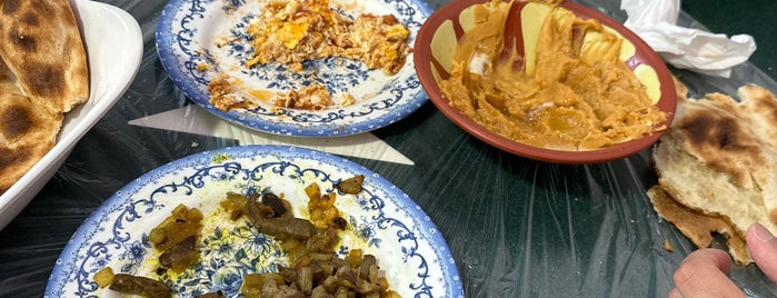 فوال المنتزه is one of Sharquiah Resturants To Go.