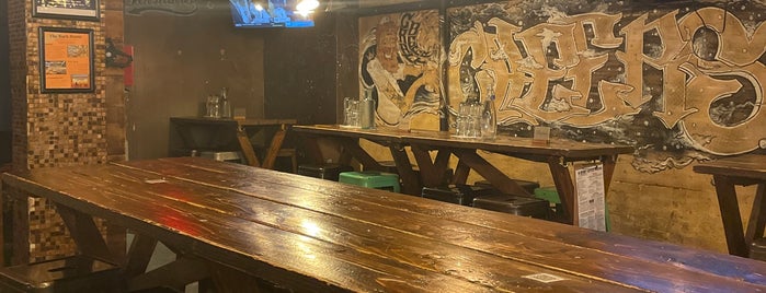 The Jeffrey Craft Beer & Bites is one of NYC Outdoor Drinking.