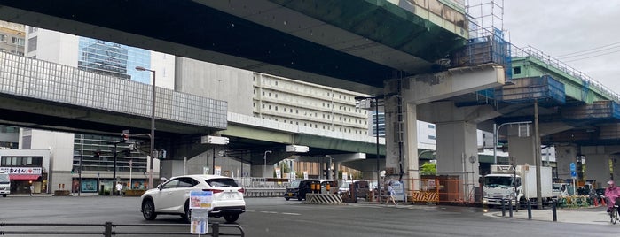 阿波座駅東交差点 is one of 交差点@大阪府大阪市.