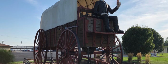 Giant Covered Wagon With Giant President Lincoln is one of Route 66.