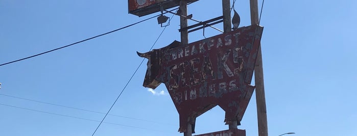 Cattleman's is one of Neon/Signs Texas.