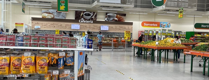 Atacadão is one of Supermercados.