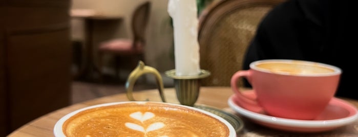 وثبة | قهوة وكتاب is one of Cafe to try.