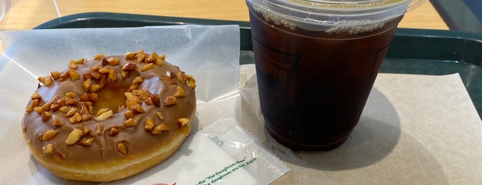 Krispy Kreme Doughnuts is one of スイーツ.