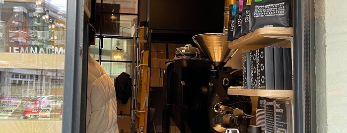 Flying Horse Coffee is one of London specialty coffee.