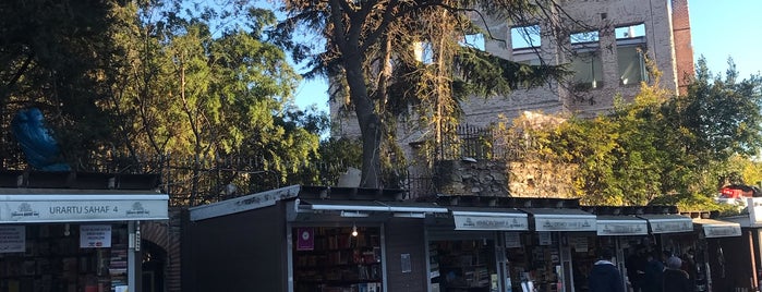 Ortaköy Sahafları is one of BookStores.