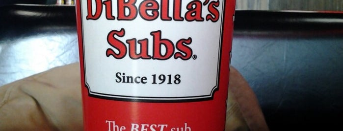 DiBellas Subs is one of Tempat yang Disukai Erin.