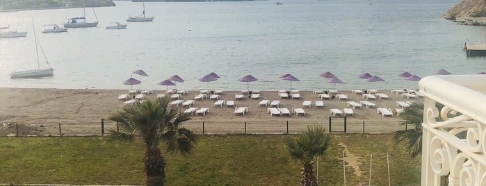 Navalia Hotel is one of İzmir.