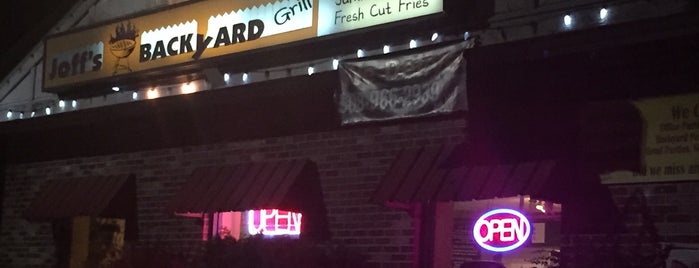 Joff's Backyard Grill is one of Restaurantees.
