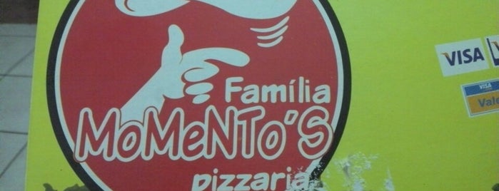 Momento's Pizza is one of Locais curtidos por Rafael.
