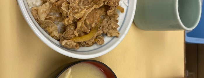 Gyudon Sambo is one of 食べたい食べたい食べたいな 東京版.