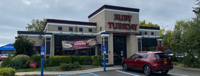 Ruby Tuesday is one of Favorite Restaurant In NYC.
