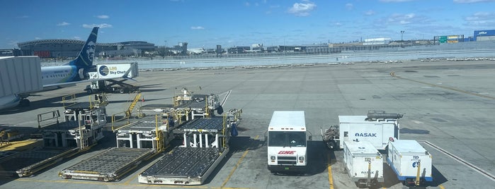 Gate 4 is one of JFK - Terminals & Gates.