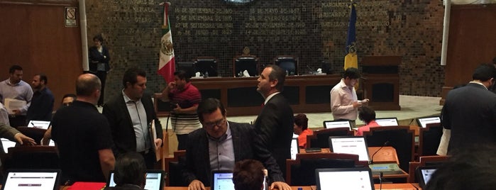 Congreso del Estado de Jalisco (Poder Legislativo) is one of Carlos'un Beğendiği Mekanlar.