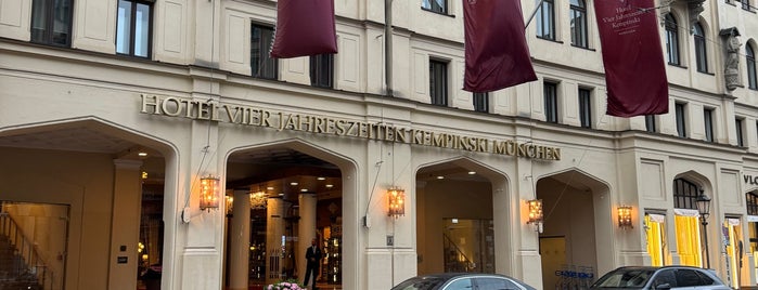 Hotel Vier Jahreszeiten Kempinski is one of Munich - Hotels.