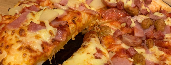 The Pizza Company is one of Lugares favoritos de farsai.