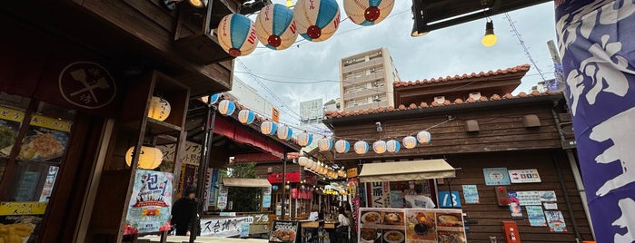 Kokusai Street Yatai Mura is one of 沖縄.