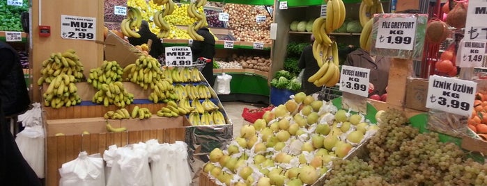 Mega Market is one of Lugares favoritos de Olga.