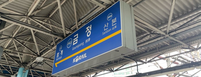 Geumjeong Stn. is one of Out of the country.