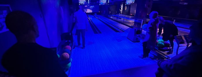 Space Bowling is one of Flipperit.
