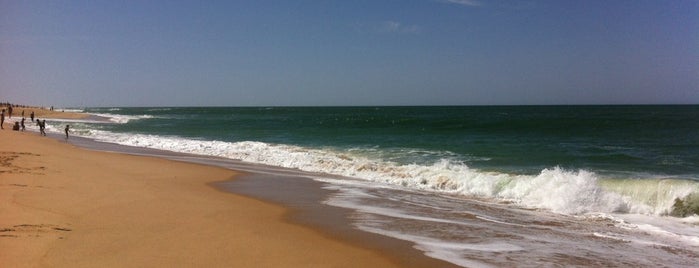 Praia de Faro is one of Posti che sono piaciuti a Ana.