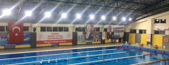 Yakacık Yüzme Havuzu is one of OSES  aksoy.