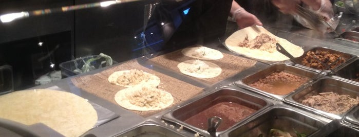 Chipotle Mexican Grill is one of Tempat yang Disimpan MJP.