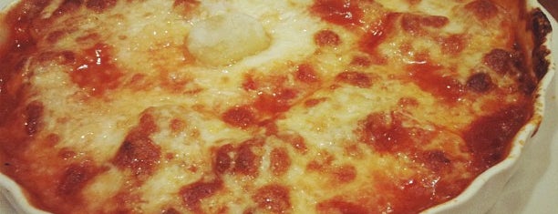 Expresso Pizza is one of Orte, die Paola gefallen.