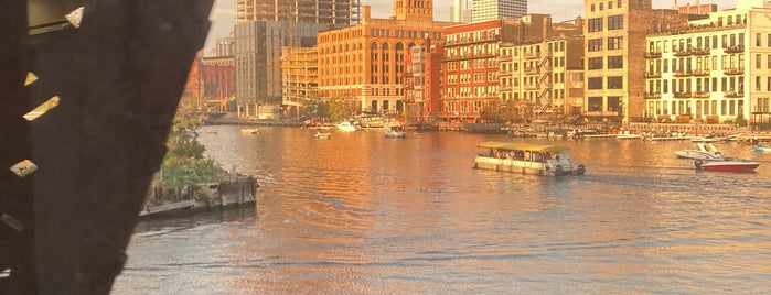 Downtown Milwaukee is one of Milwaukee county cities.