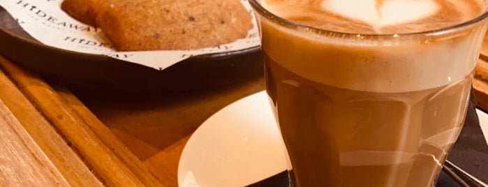 KAT Coffee is one of Zerrin : понравившиеся места.