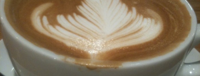 Costa Coffee is one of Orte, die Andre gefallen.