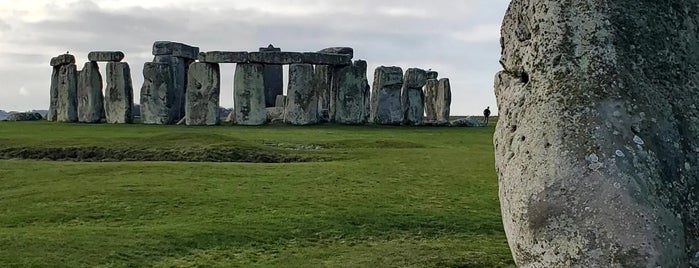 Stonehenge Visitors Centre is one of Hugues’s Liked Places.