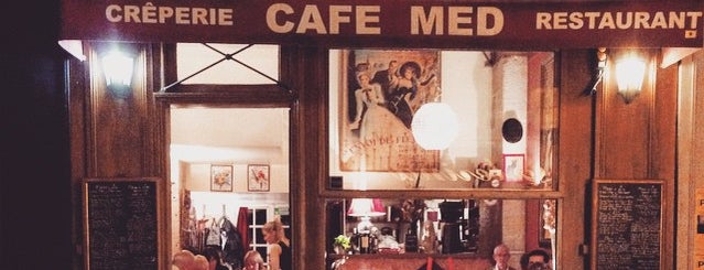 Café Med is one of Locais curtidos por Marcelo.