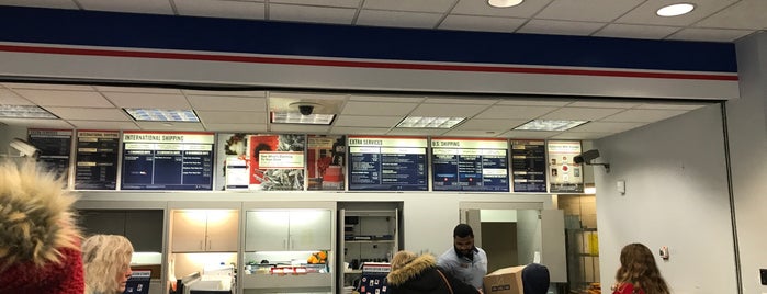 US Post Office is one of JJさんのお気に入りスポット.