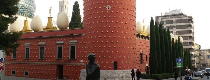 Teatre-Museu Salvador Dalí is one of Buildings in Figueres.