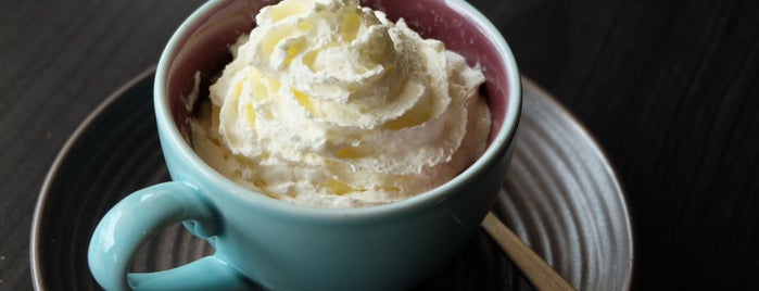 Algorithm Coffee & Dessert is one of vanessaさんのお気に入りスポット.