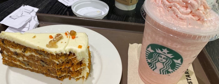 Starbucks is one of Arwaさんのお気に入りスポット.