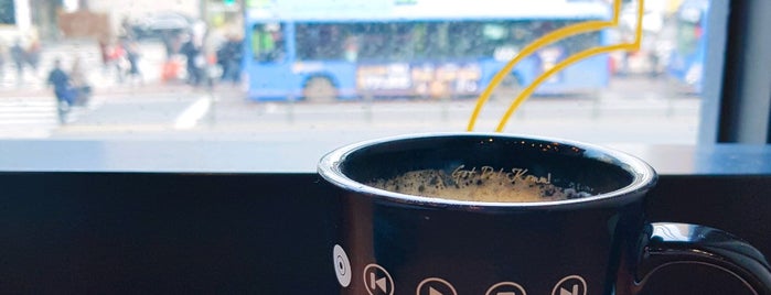 dal.komm coffee is one of Foodie Love in Korea.