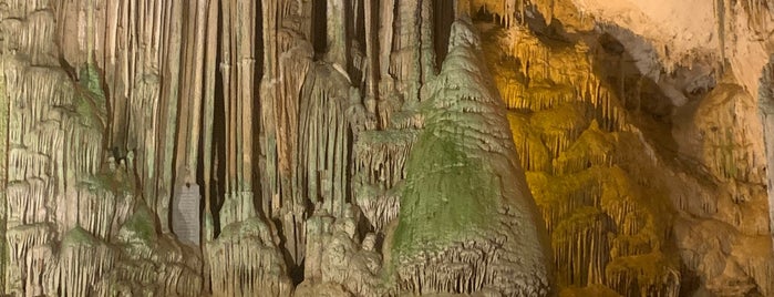 Grotte di Nettuno is one of Nord-Sardinien / Italien.