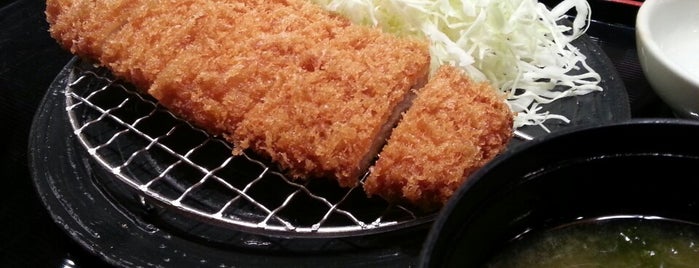 Tonkatsu Maisen is one of Tokyo food.