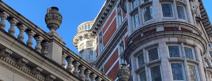 Sicilian Avenue is one of London Places To Visit.