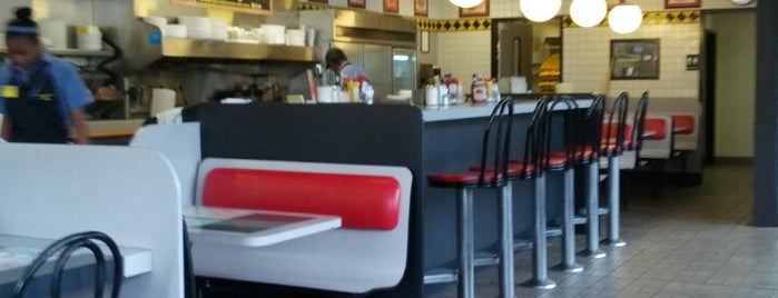Waffle House is one of David’s Liked Places.