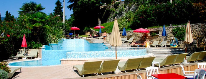 Ambienthotel Spiaggia is one of [ Gardasee ] 3 Sterne Hotel.